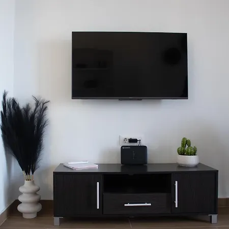 Duchess Harbour View *