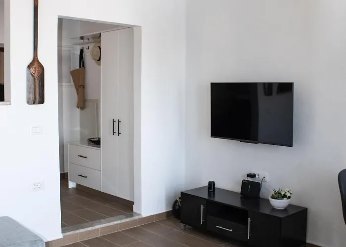 Duchess Harbour View Apartamento